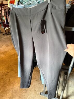 Avenue Black Straight Leg Pull-On Pants